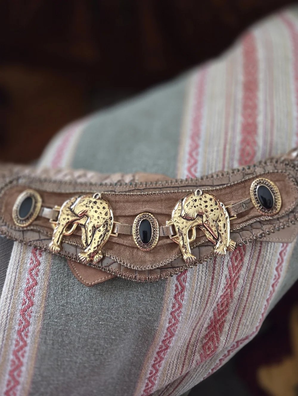 Y2k Streets AHEAD LEATHER Belt With Metal Leopards - Picture 6 of 16